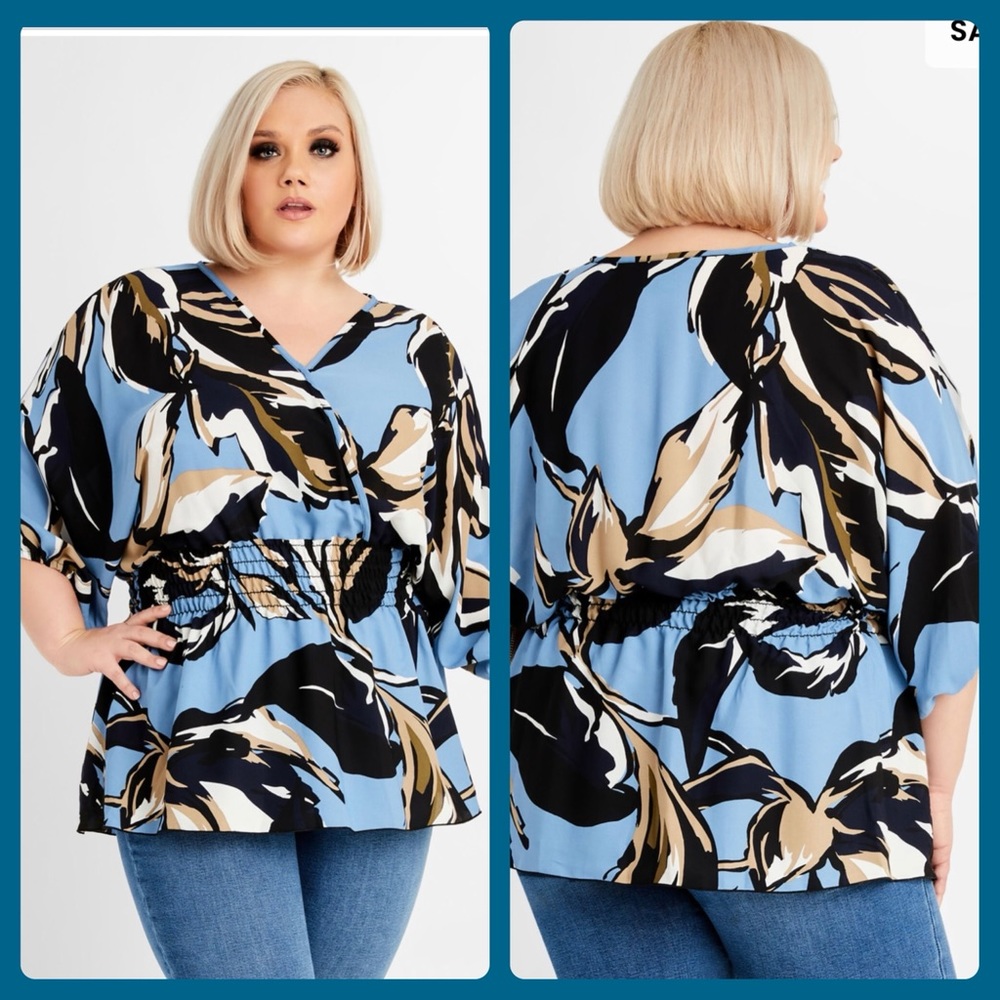 Floral Semi Sheer Wrap Smocked Top Size 26/28W